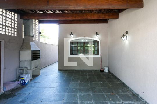 Garagem de casa à venda com 3 quartos, 115m² em Parque Monte Alegre, Taboão da Serra