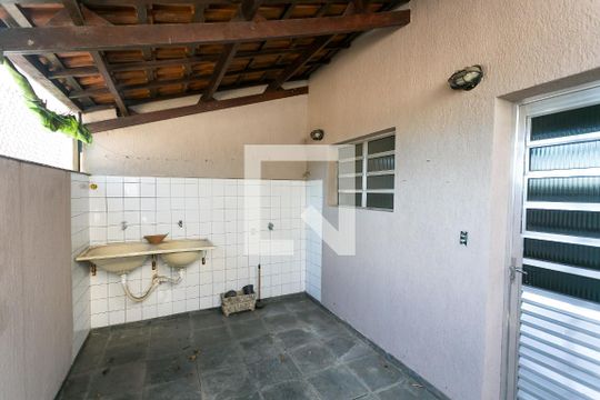 Área de Serviço de casa à venda com 3 quartos, 115m² em Parque Monte Alegre, Taboão da Serra