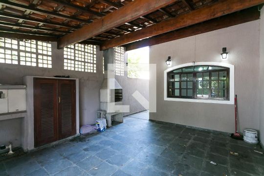 Garagem de casa à venda com 3 quartos, 115m² em Parque Monte Alegre, Taboão da Serra
