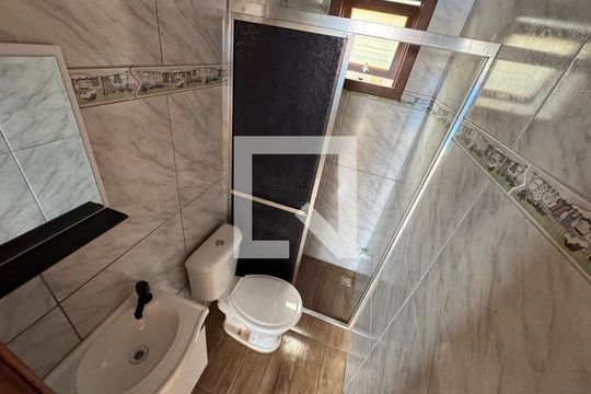 banheiro de apartamento para alugar com 1 quarto, 30m² em Vicentina, São Leopoldo