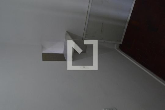 Quarto de Serviço de apartamento para alugar com 2 quartos, 75m² em Taquara, Rio de Janeiro