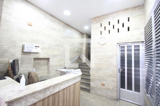 Hall de Entrada de apartamento à venda com 1 quarto, 50m² em Liberdade, São Paulo