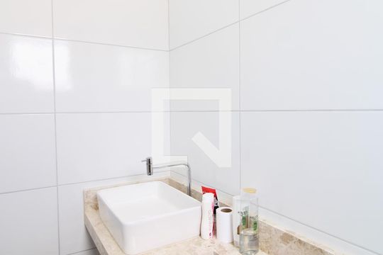Banheiro de apartamento para alugar com 1 quarto, 30m² em Vila Nova Cachoeirinha, São Paulo