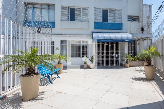 Entrada de apartamento à venda com 2 quartos, 101m² em Pinheiros, São Paulo