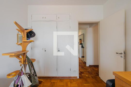 Quarto de apartamento à venda com 2 quartos, 101m² em Pinheiros, São Paulo