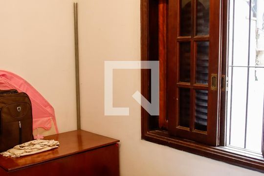 Quarto 1 de casa à venda com 4 quartos, 185m² em Recanto das Rosas, Osasco