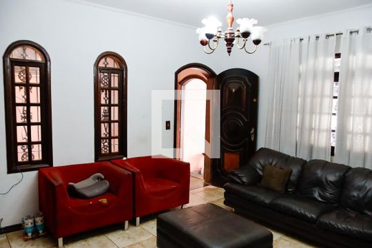 Casa à venda com 4 quartos, 185m² em Recanto das Rosas, Osasco