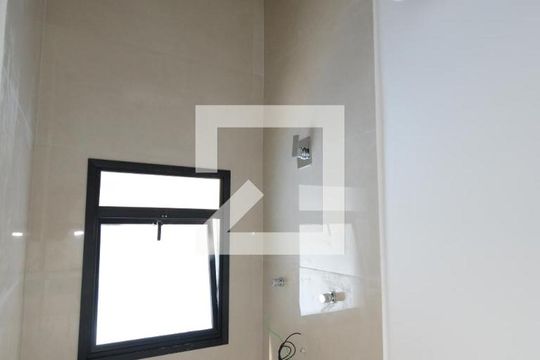 Banheiro da Suíte 2 de casa de condomínio à venda com 4 quartos, 350m² em Jardim Prudência, São Paulo