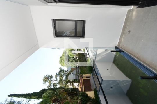 Varanda da Suíte 3 de casa de condomínio à venda com 4 quartos, 350m² em Jardim Prudência, São Paulo