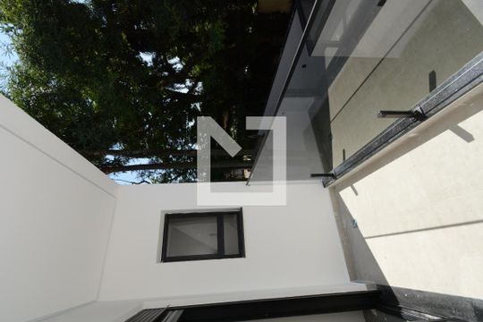 Varanda de casa de condomínio à venda com 4 quartos, 350m² em Jardim Prudência, São Paulo
