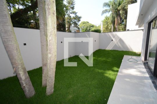 Quintal de casa de condomínio à venda com 4 quartos, 350m² em Jardim Prudência, São Paulo