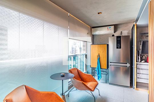 Varanda de apartamento à venda com 1 quarto, 44m² em Pinheiros, São Paulo