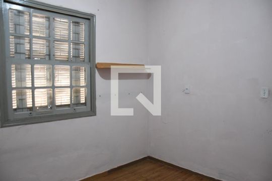 Quarto 2 de casa para alugar com 2 quartos, 120m² em Vila Santana, Sumaré