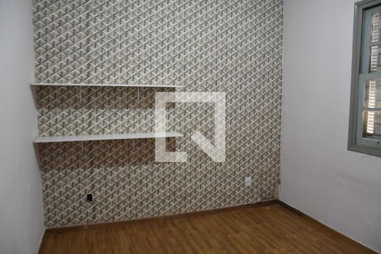 Quarto 2 de casa para alugar com 2 quartos, 120m² em Vila Santana, Sumaré