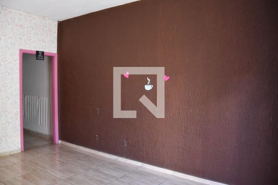 Sala de casa para alugar com 2 quartos, 120m² em Vila Santana, Sumaré