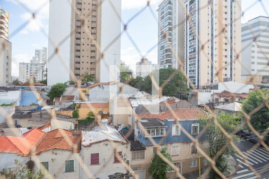 Vista da Suíte de apartamento à venda com 3 quartos, 80m² em Pompeia, São Paulo