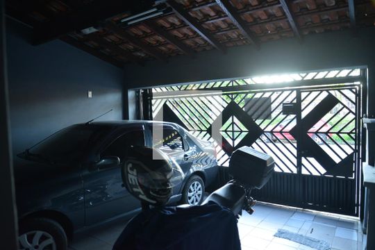 Garagem de casa à venda com 4 quartos, 162m² em Vila Floresta, Santo André