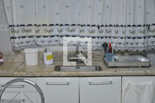Cozinha de casa à venda com 4 quartos, 162m² em Vila Floresta, Santo André
