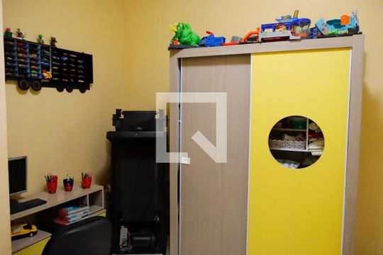 Quarto 5 de casa à venda com 6 quartos, 260m² em Veloso, Osasco
