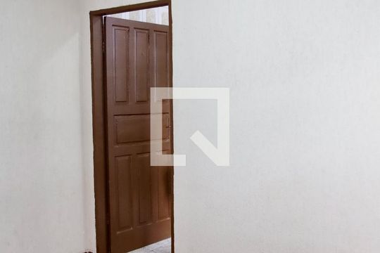Quarto 1 de casa à venda com 6 quartos, 260m² em Veloso, Osasco