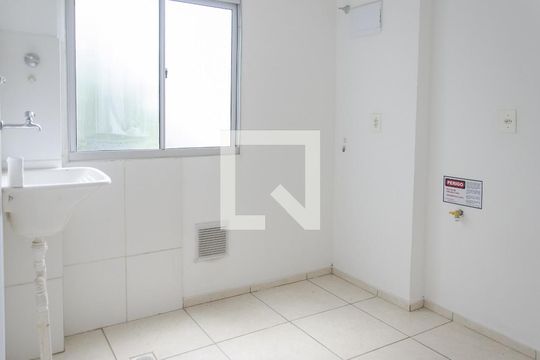 Cozinha/Área de serviço. de apartamento para alugar com 2 quartos, 52m² em Igara, Canoas