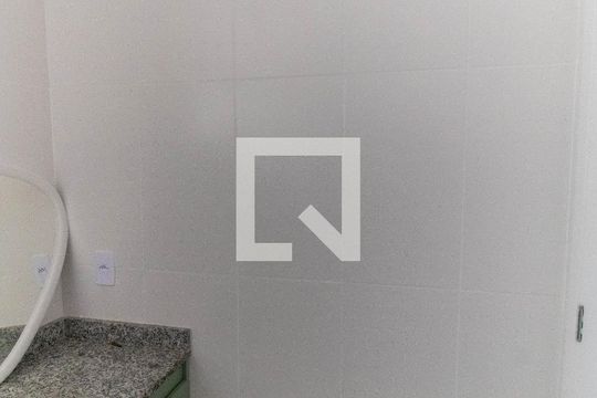 Banheiro de kitnet/studio à venda com 1 quarto, 39m² em Ingá, Niterói