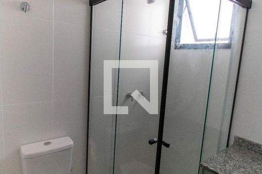 Banheiro de kitnet/studio à venda com 1 quarto, 39m² em Ingá, Niterói