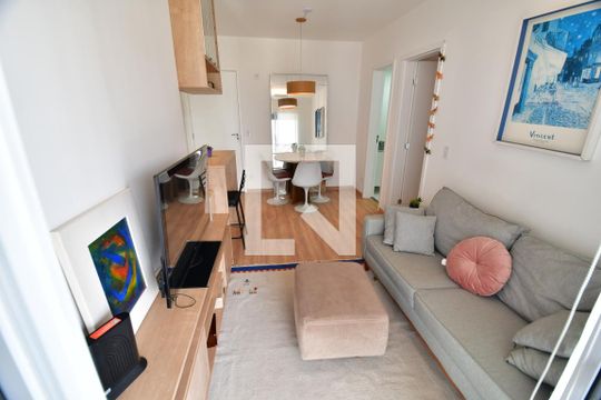 Sala de apartamento para alugar com 1 quarto, 45m² em Centro, Campinas