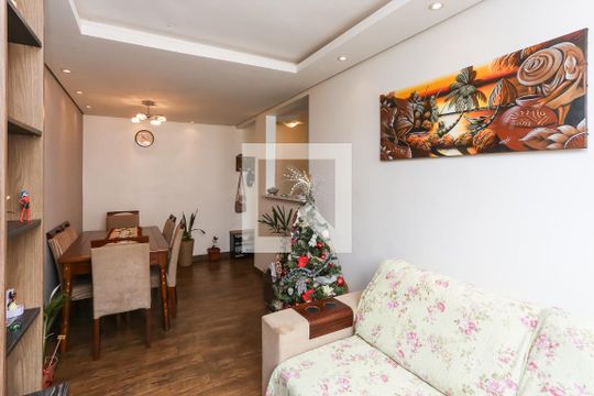Sala de apartamento à venda com 3 quartos, 63m² em Protásio Alves, Porto Alegre
