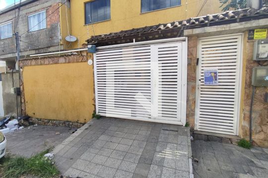 Fachada de kitnet/studio para alugar com 1 quarto, 81m² em Brasilândia, São Gonçalo
