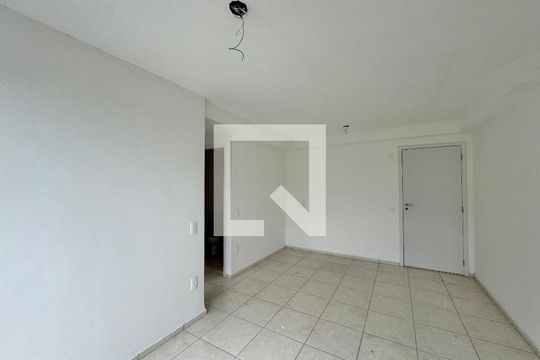 Sala de apartamento à venda com 2 quartos, 66m² em Barra Olímpica, Rio de Janeiro