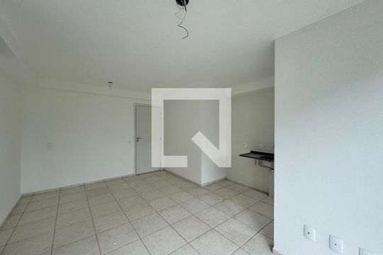 Sala de apartamento à venda com 2 quartos, 66m² em Barra Olímpica, Rio de Janeiro