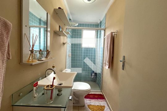 Banheiro  de apartamento à venda com 2 quartos, 55m² em Vila Guarani (zona Sul), São Paulo