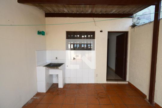 Área de Serviço de casa de condomínio para alugar com 2 quartos, 126m² em Vila Joaniza, São Paulo