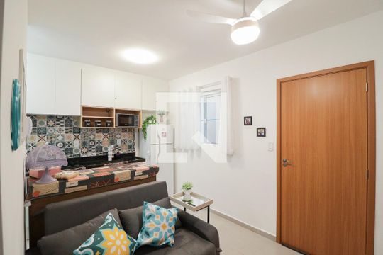 Sala/Cozinha/Área de Serviço de apartamento à venda com 1 quarto, 27m² em Vila Dom Pedro Ii, São Paulo