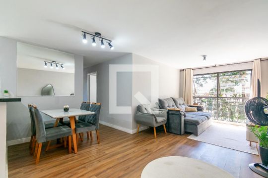 Sala de apartamento à venda com 2 quartos, 90m² em Vila Campestre, São Paulo