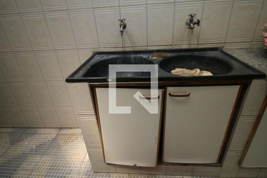 Área de Serviço de casa à venda com 4 quartos, 230m² em Olaria, Rio de Janeiro