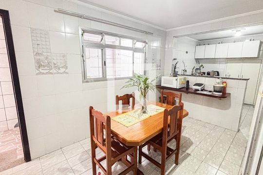 Sala de Jantar de casa para alugar com 4 quartos, 180m² em Jardim Ana Maria, Santo André