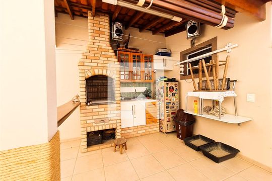 Casa à venda com 2 quartos, 130m² em Parque Residencial Jundiaí, Jundiaí