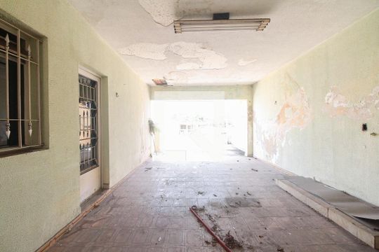 Quintal de casa à venda com 3 quartos, 100m² em Vila Carrão, São Paulo