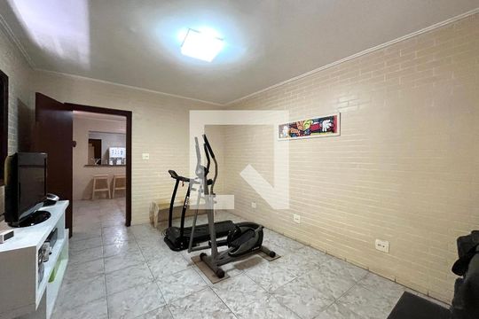 Sala 2 de casa à venda com 4 quartos, 220m² em Parque Imperial, São Paulo