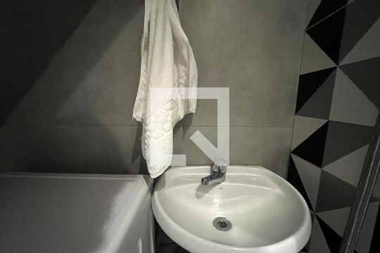 Banheiro ap 7 de casa de condomínio à venda com 6 quartos, 150m² em Vila Guarani (zona Sul), São Paulo