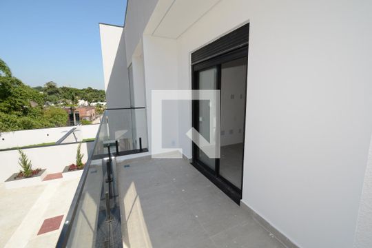 Varanda da Suíte 1 de casa de condomínio à venda com 4 quartos, 350m² em Jardim Prudência, São Paulo