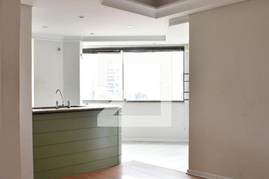 Sala de apartamento à venda com 1 quarto, 42m² em Bigorrilho, Curitiba