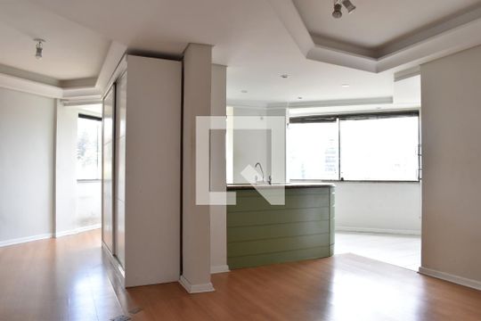 Apartamento à venda com 1 quarto, 42m² em Bigorrilho, Curitiba