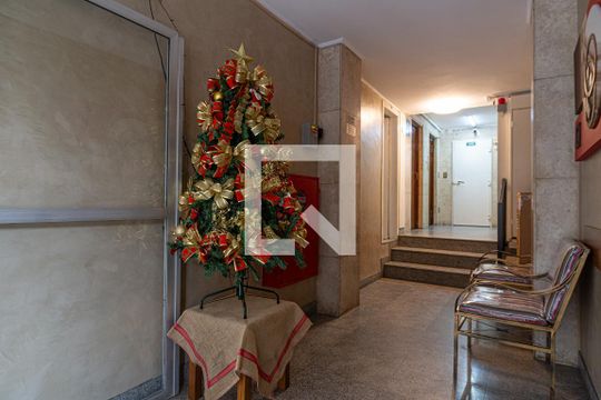 Área comum - Hall Social de apartamento para alugar com 2 quartos, 50m² em Bela Vista, São Paulo