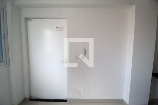 Casa para alugar com 1 quarto, 450m² em Centro, Uberlândia