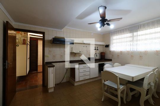 Cozinha de casa para alugar com 3 quartos, 176m² em Campestre, Santo André