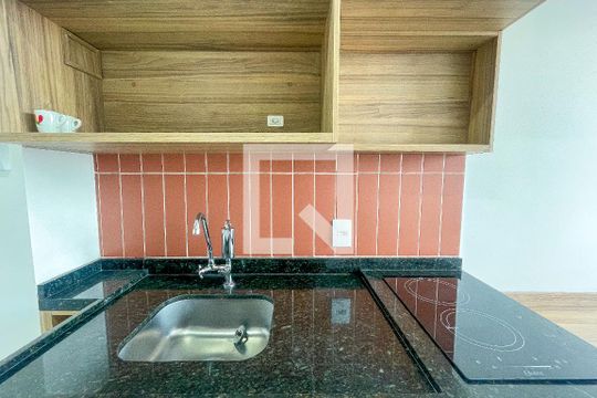 Studio de kitnet/studio para alugar com 1 quarto, 24m² em Pinheiros, São Paulo