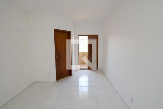 Suíte de casa à venda com 3 quartos, 125m² em Vila Campo Grande, São Paulo